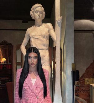 эскортница Дарья